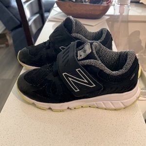 New Balance Vazee Rush toddler shoe size 7.5